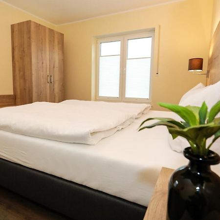 @Home Boardinghouse Динклаге Екстериор снимка